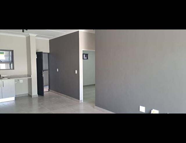 2 BEDROOM PROPERTY TO RENT IN DURBANVILLE CENTRAL